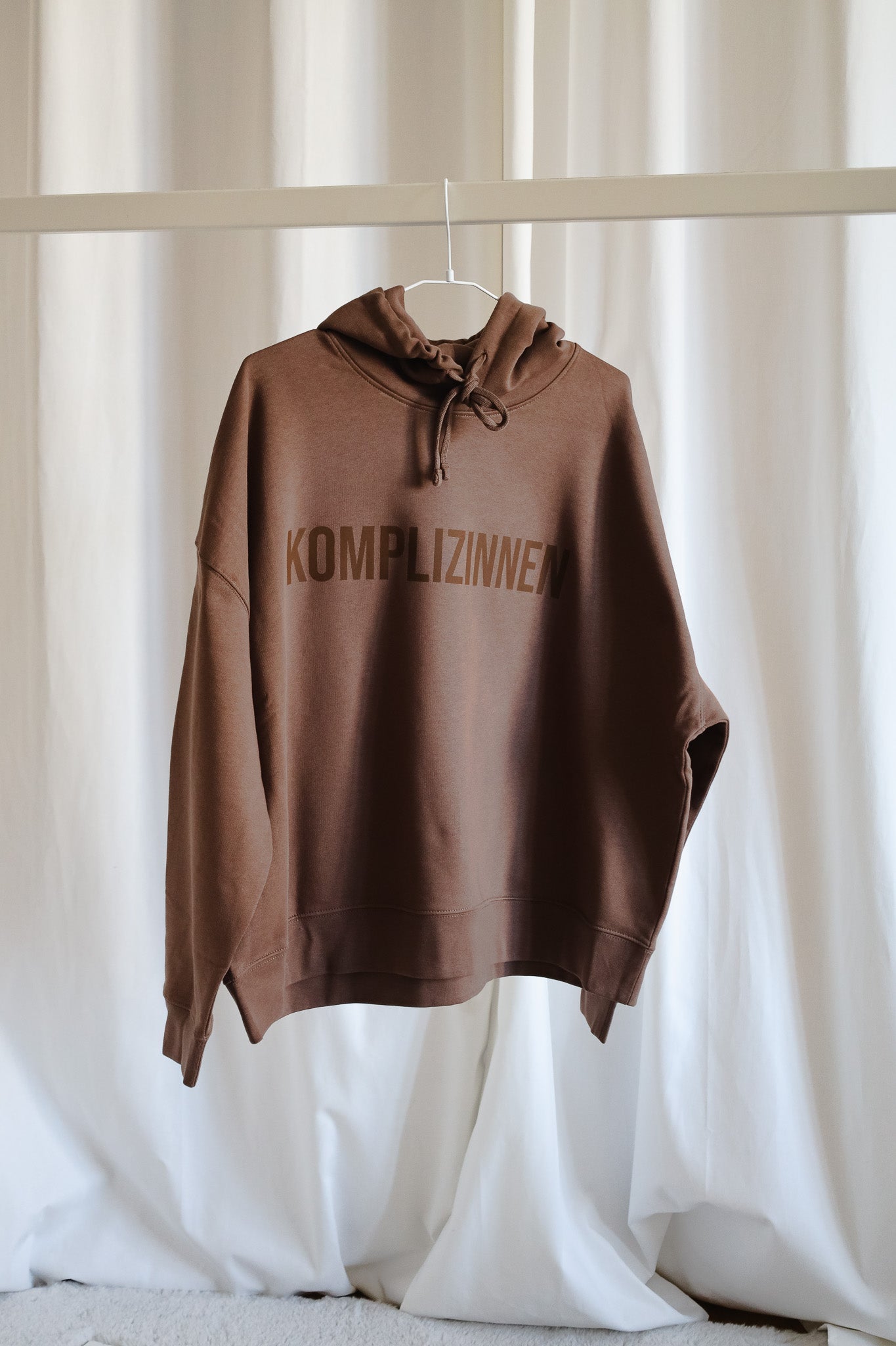 Hoodie Crop KOMPLIZINNEN Logo brown
