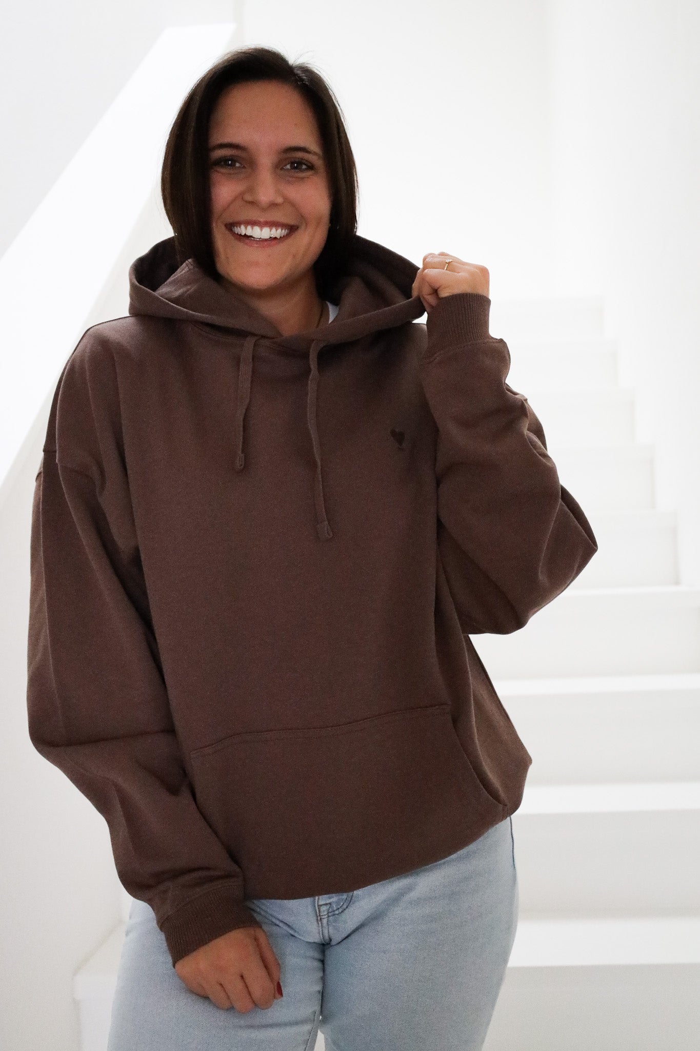 Hoodie WE LIFT LOVE brown