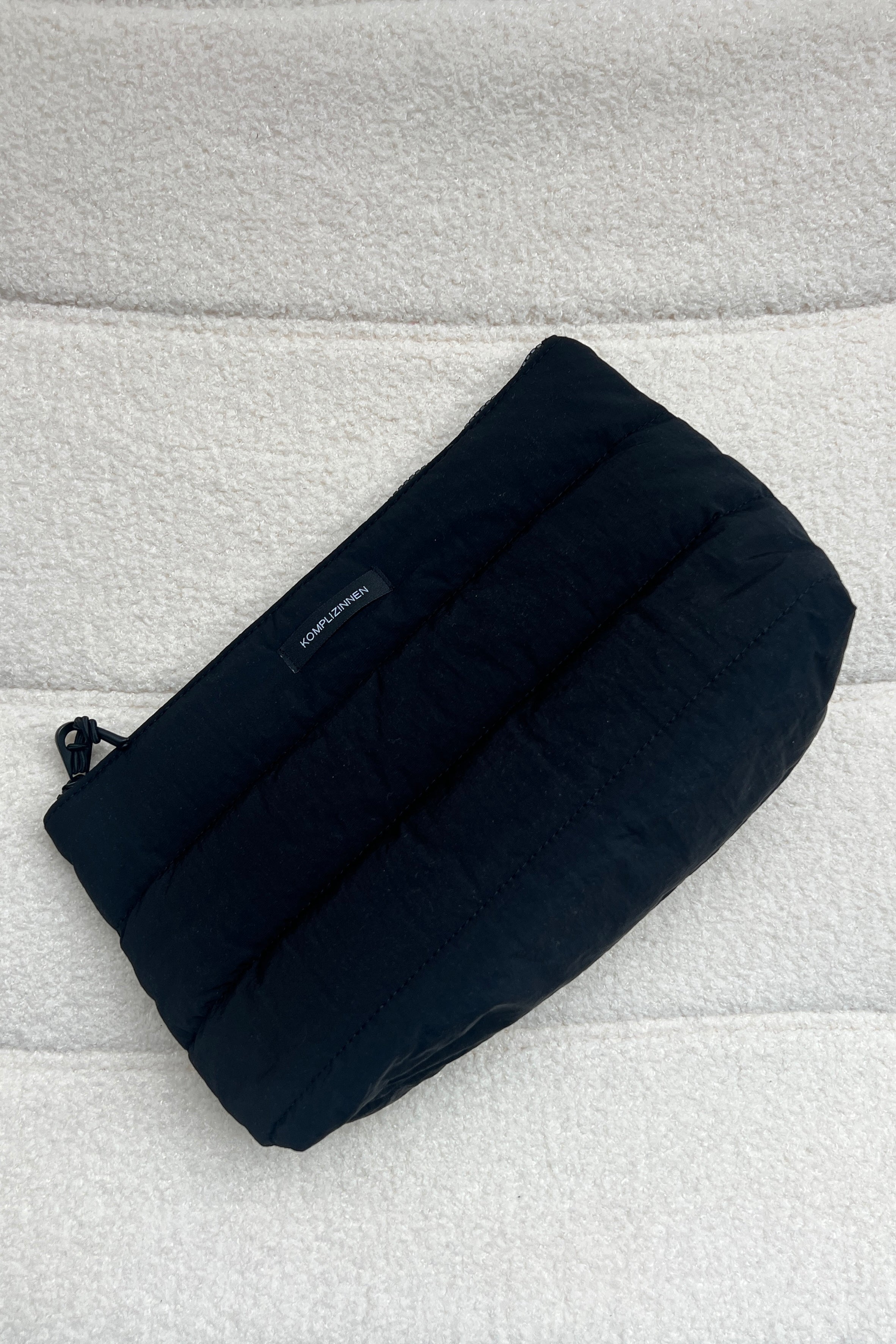 Cosmetic Pillow Bag KOMPLIZINNEN black