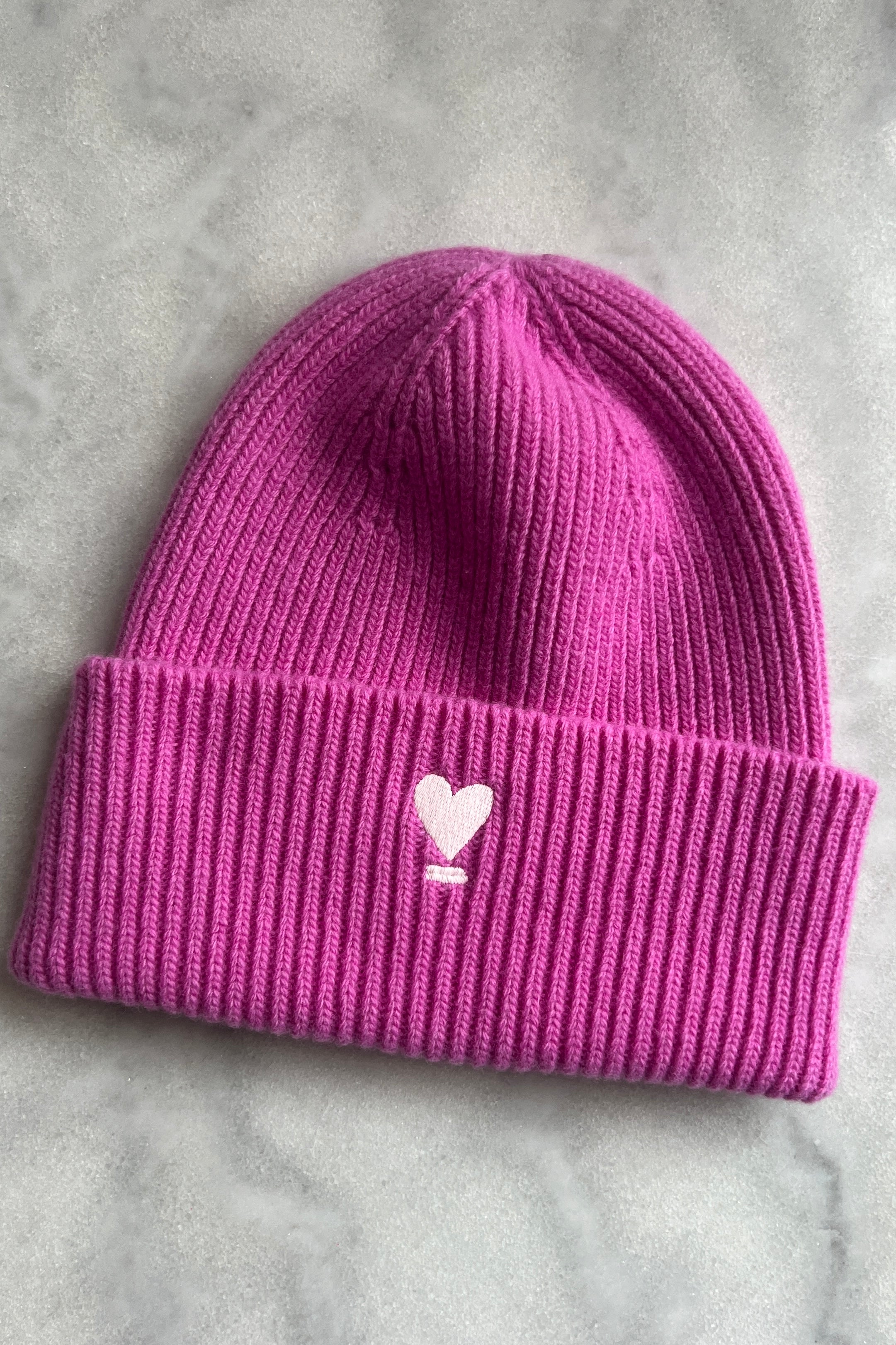 BEANIE WE LIFT LOVE berry/ rosé