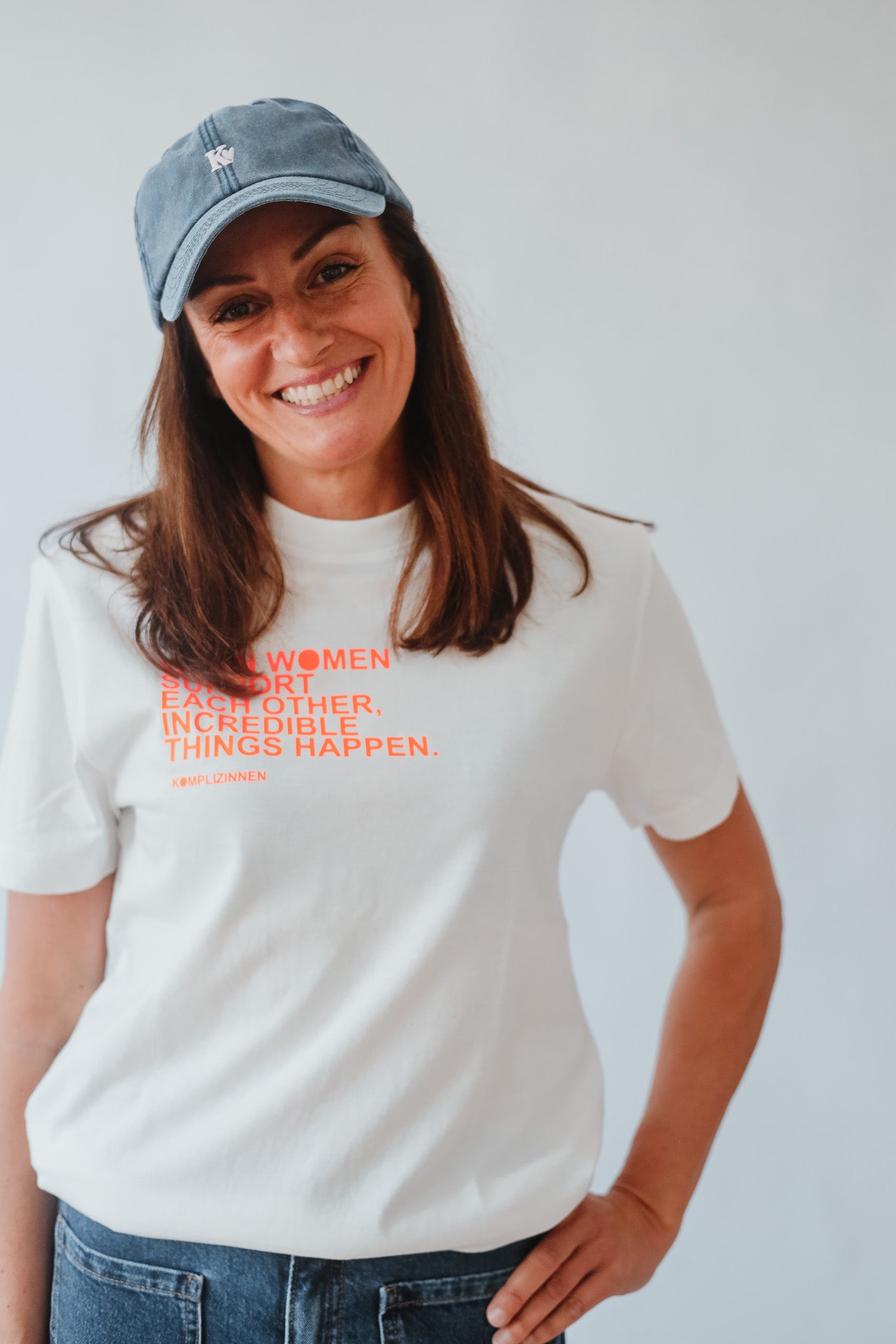 WOMEN Shirt off white/ neon orange
