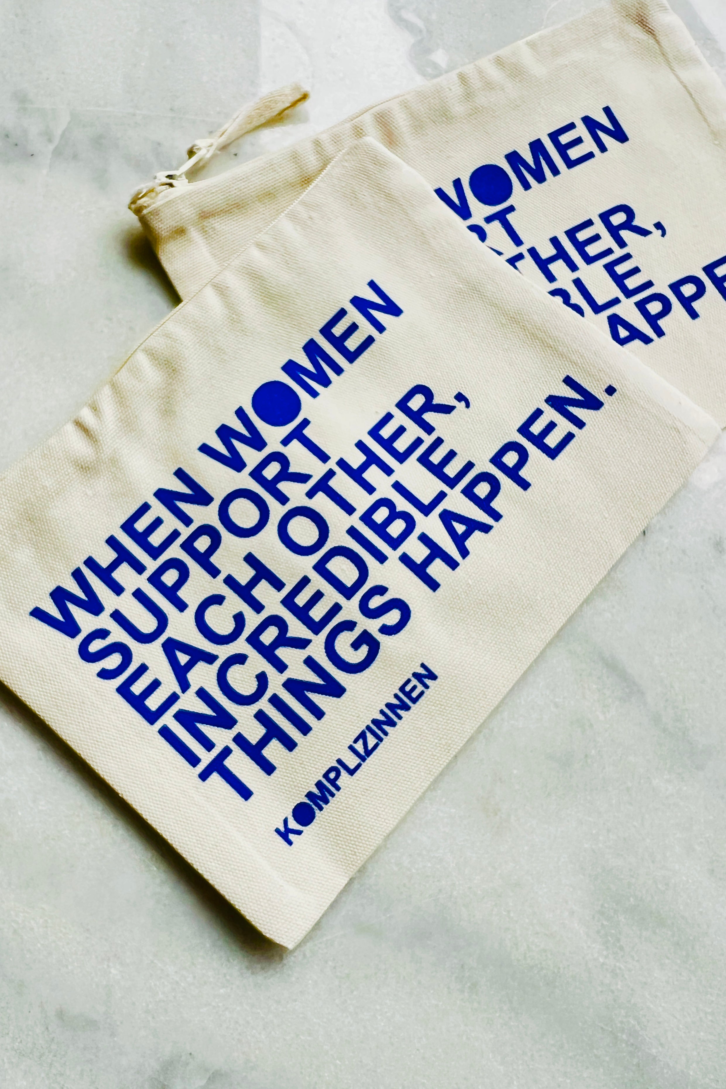 Pouch WOMEN beige/ blue