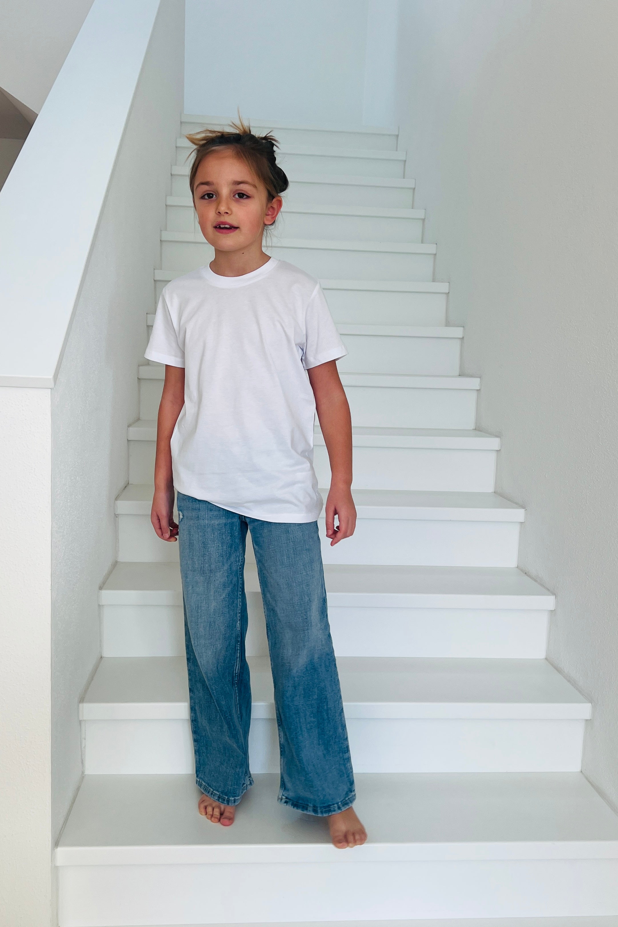 Kids Shirt JE SUIS UNE REBELLE white/ neon pink