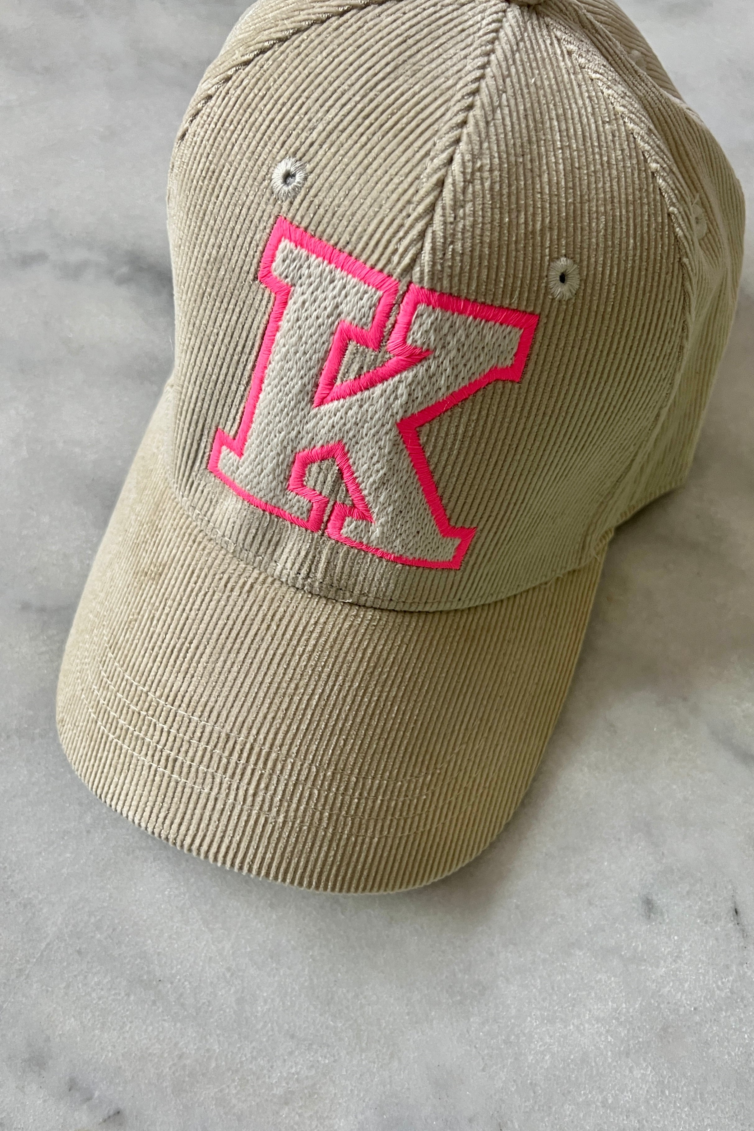 CAP K Cord beige/ neon pink