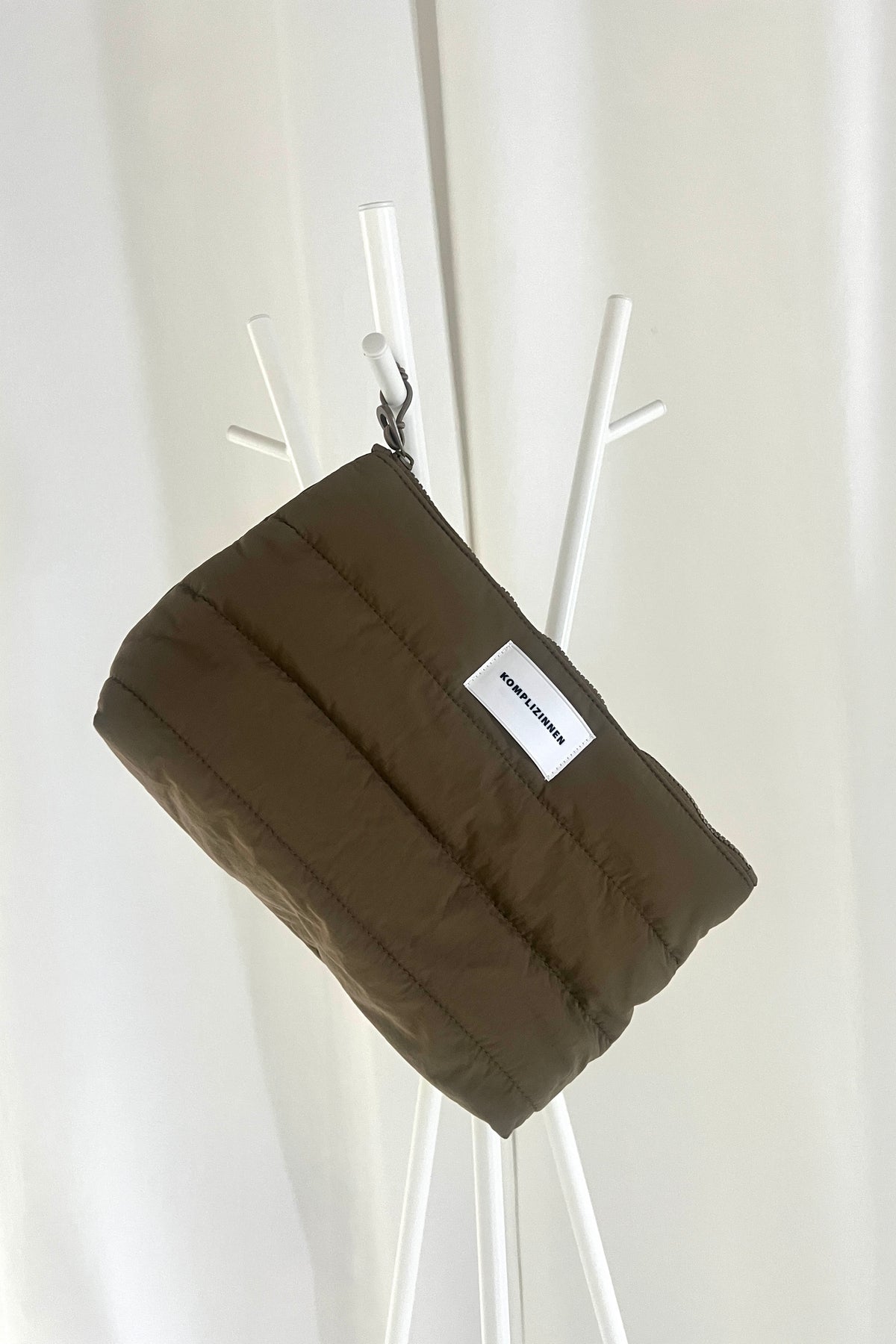 Cosmetic Pillow Bag KOMPLIZINNEN green