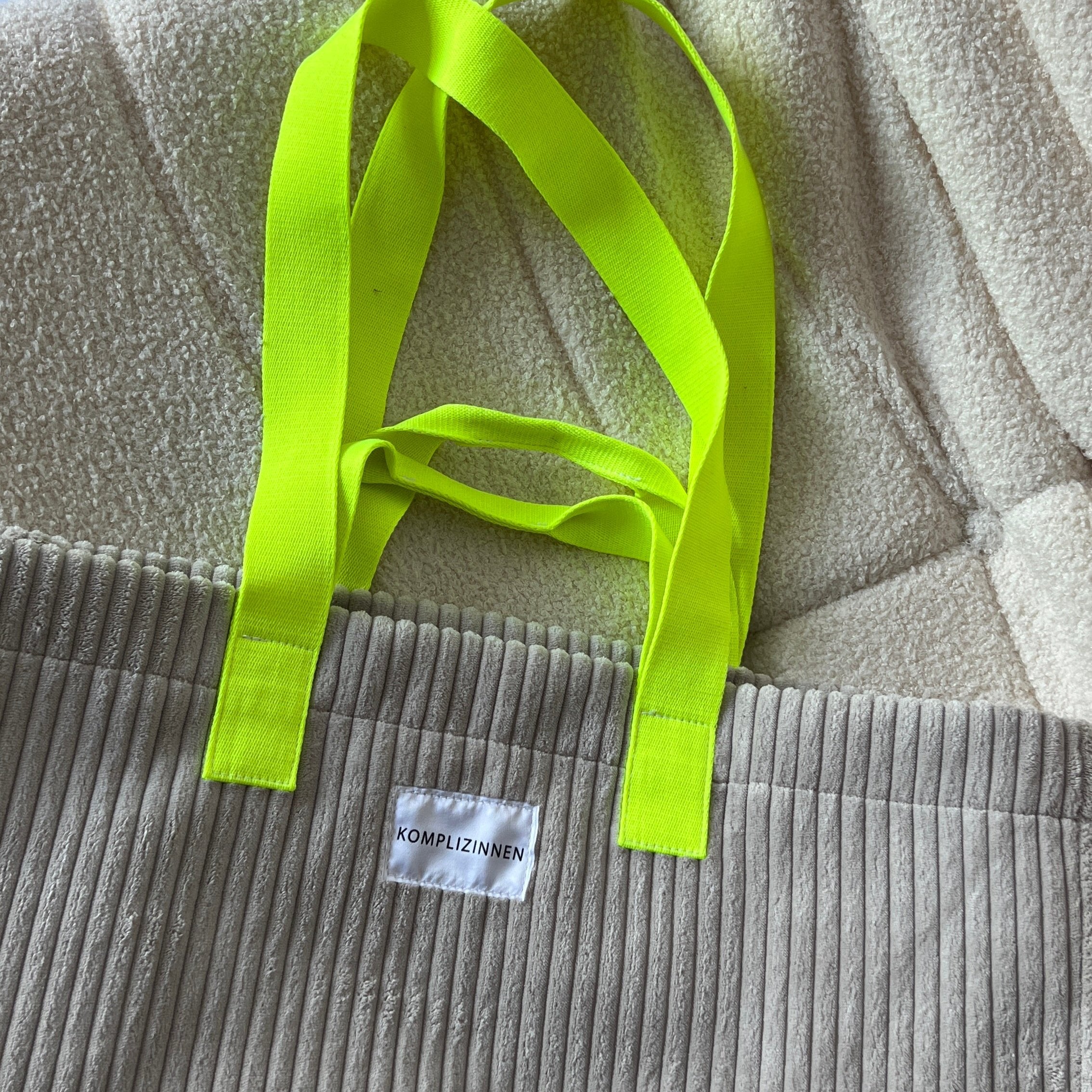 BIG LOVE BAG electric sage