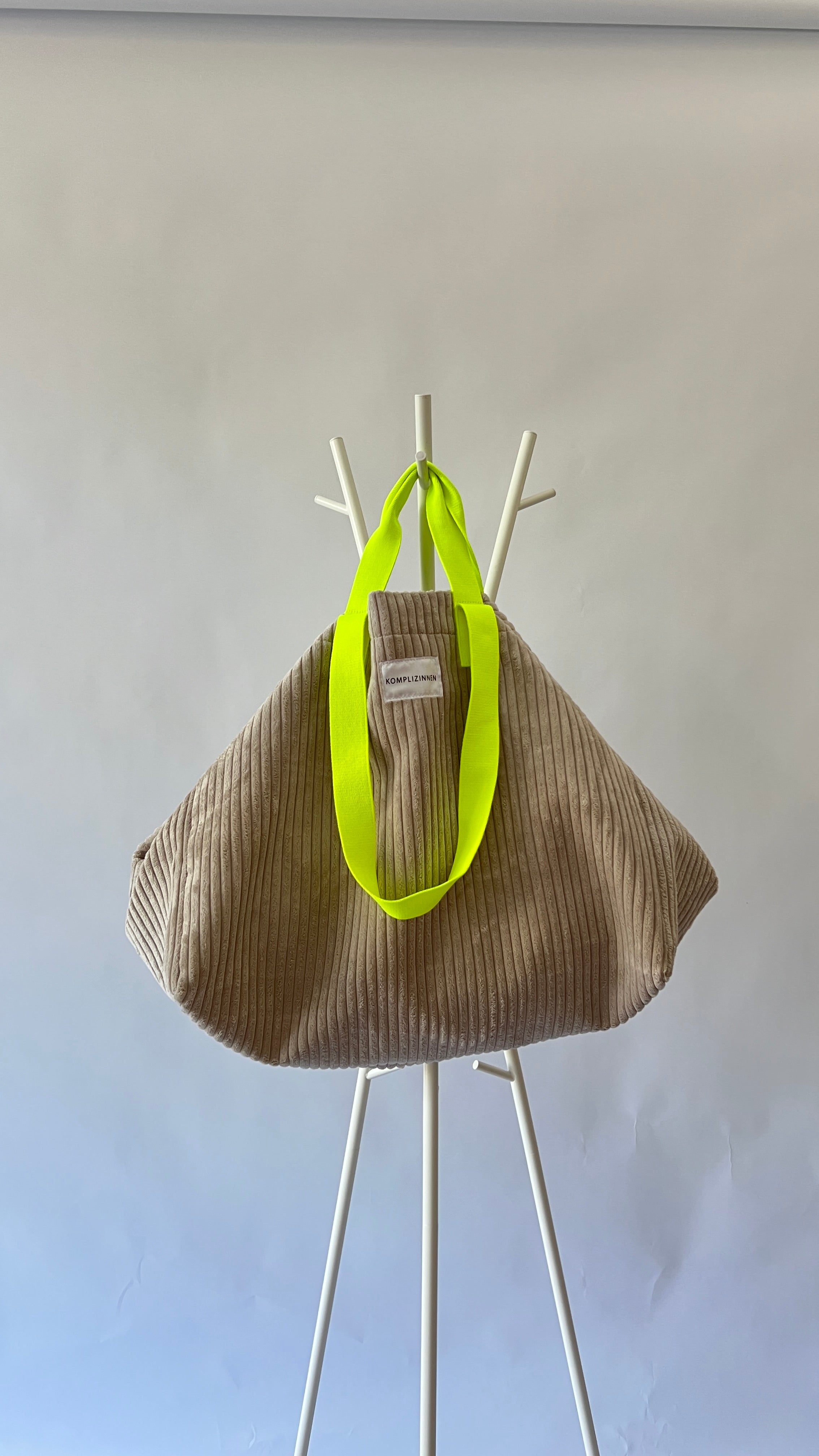 BIG LOVE BAG electric sage