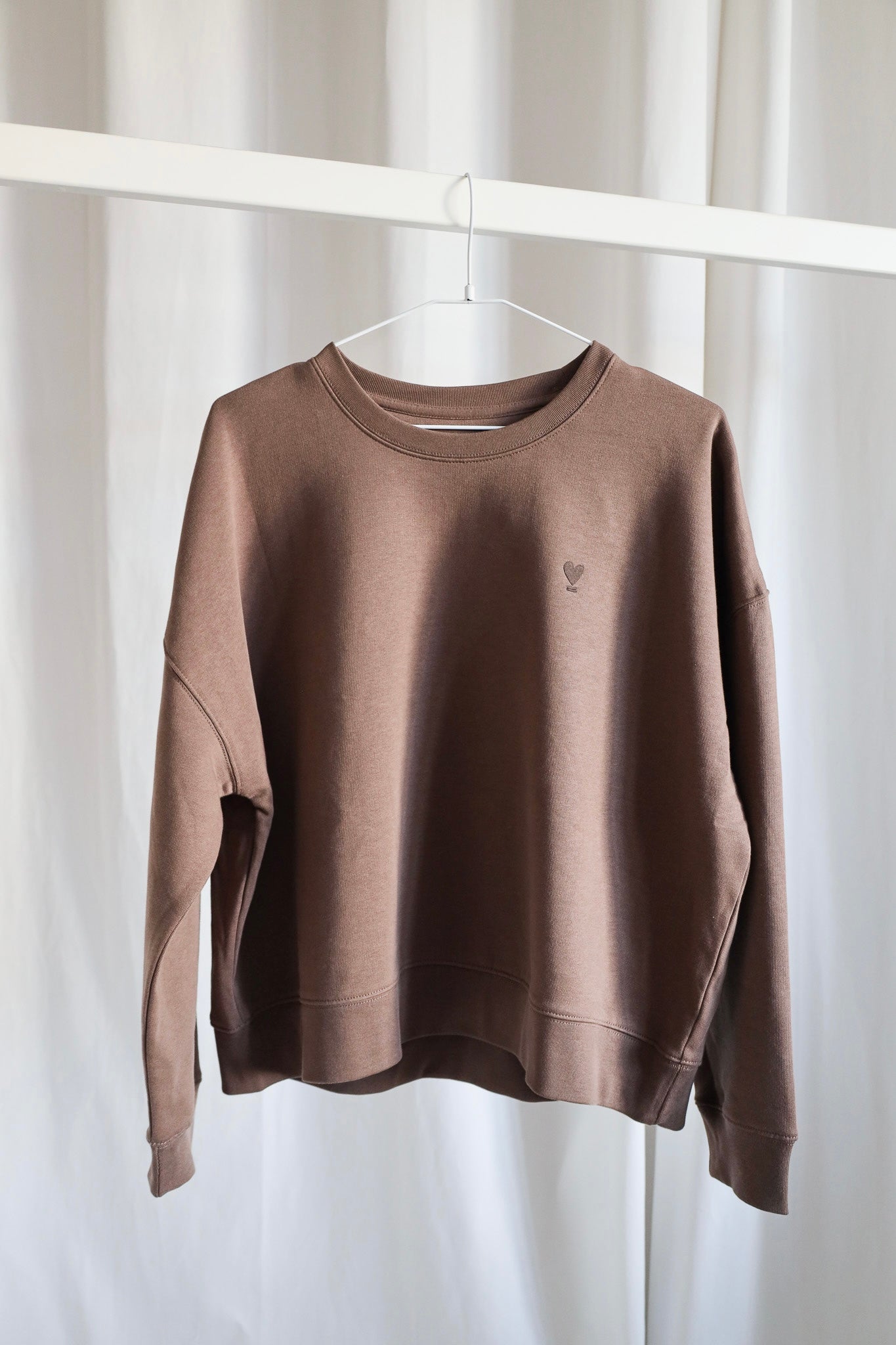 Sweater Crop WE LIFT LOVE brown