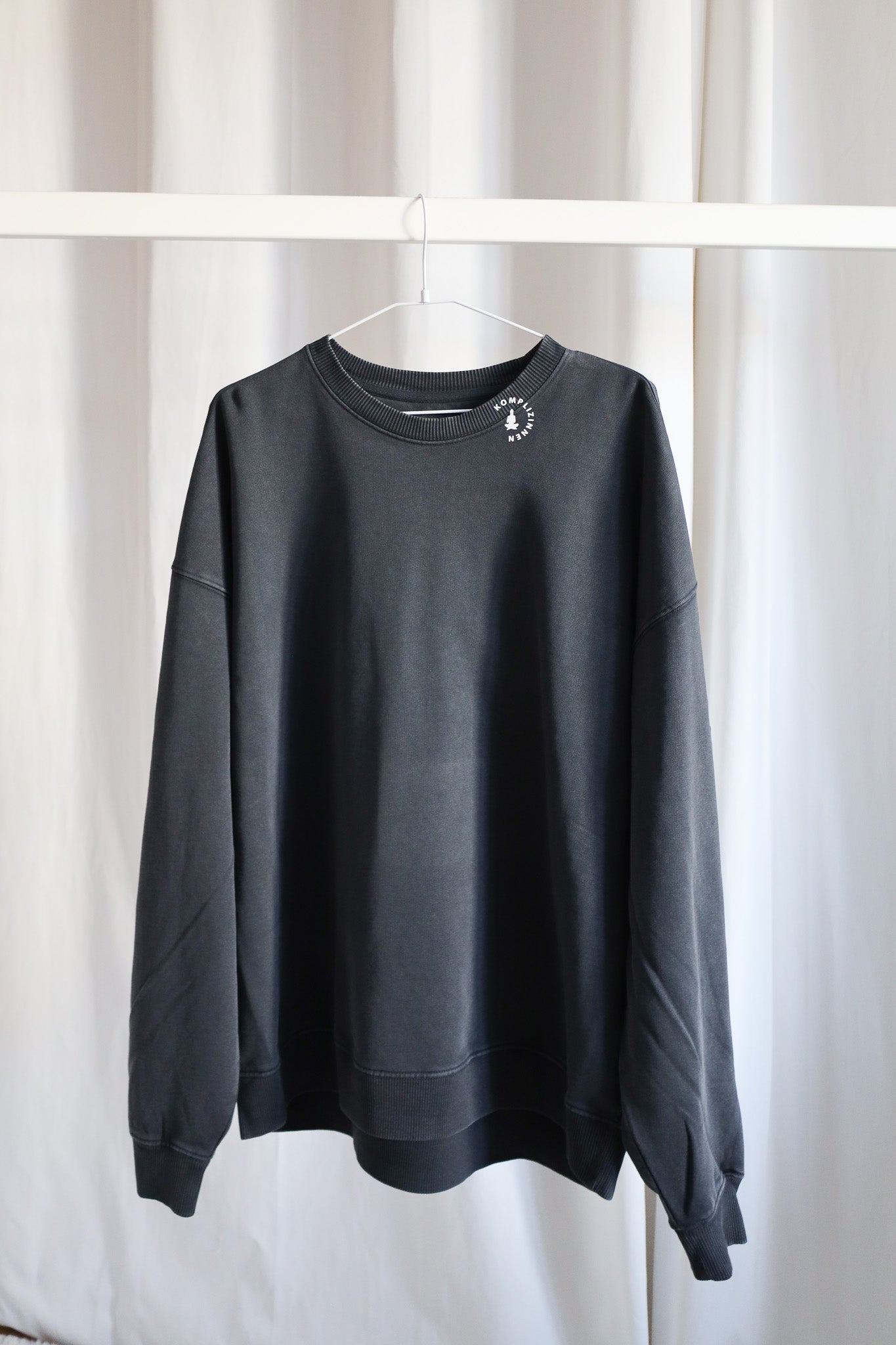 ENERGY Yoga Sweater vintage black