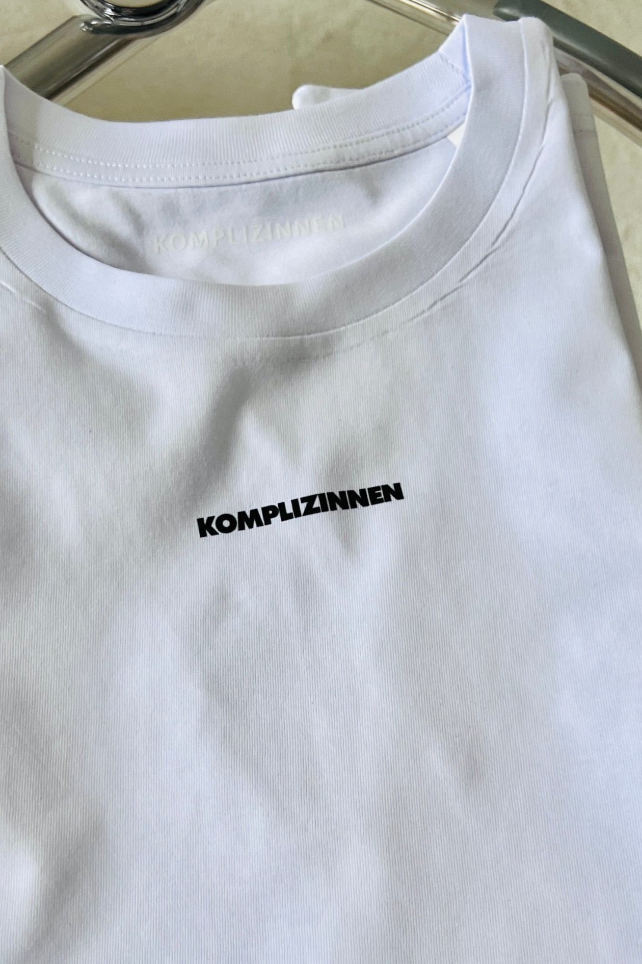 Shirt KOMPLIZINNEN Basic white/ black