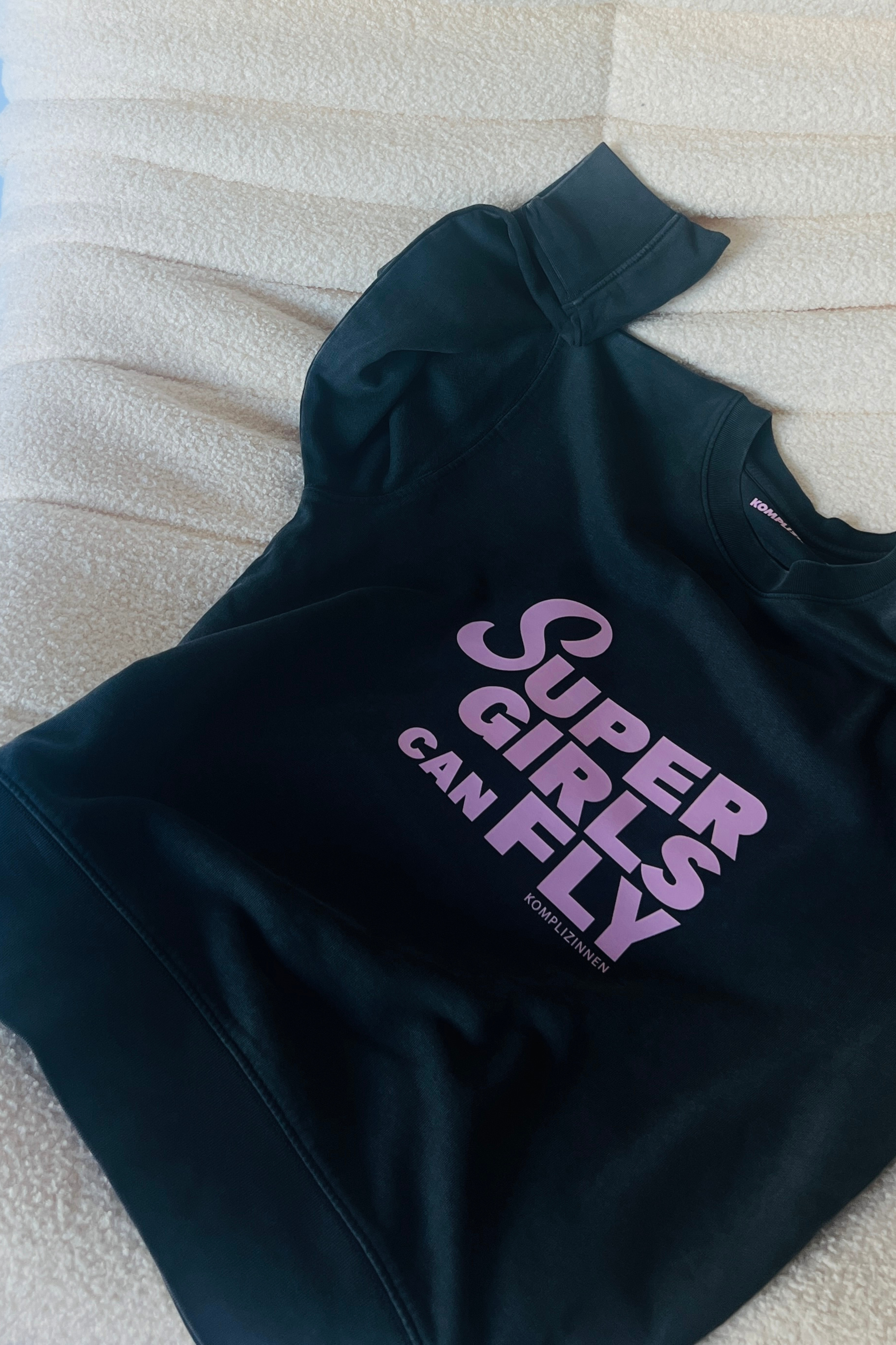 SUPERGIRLS CAN FLY Sweater vintage black/ rosé