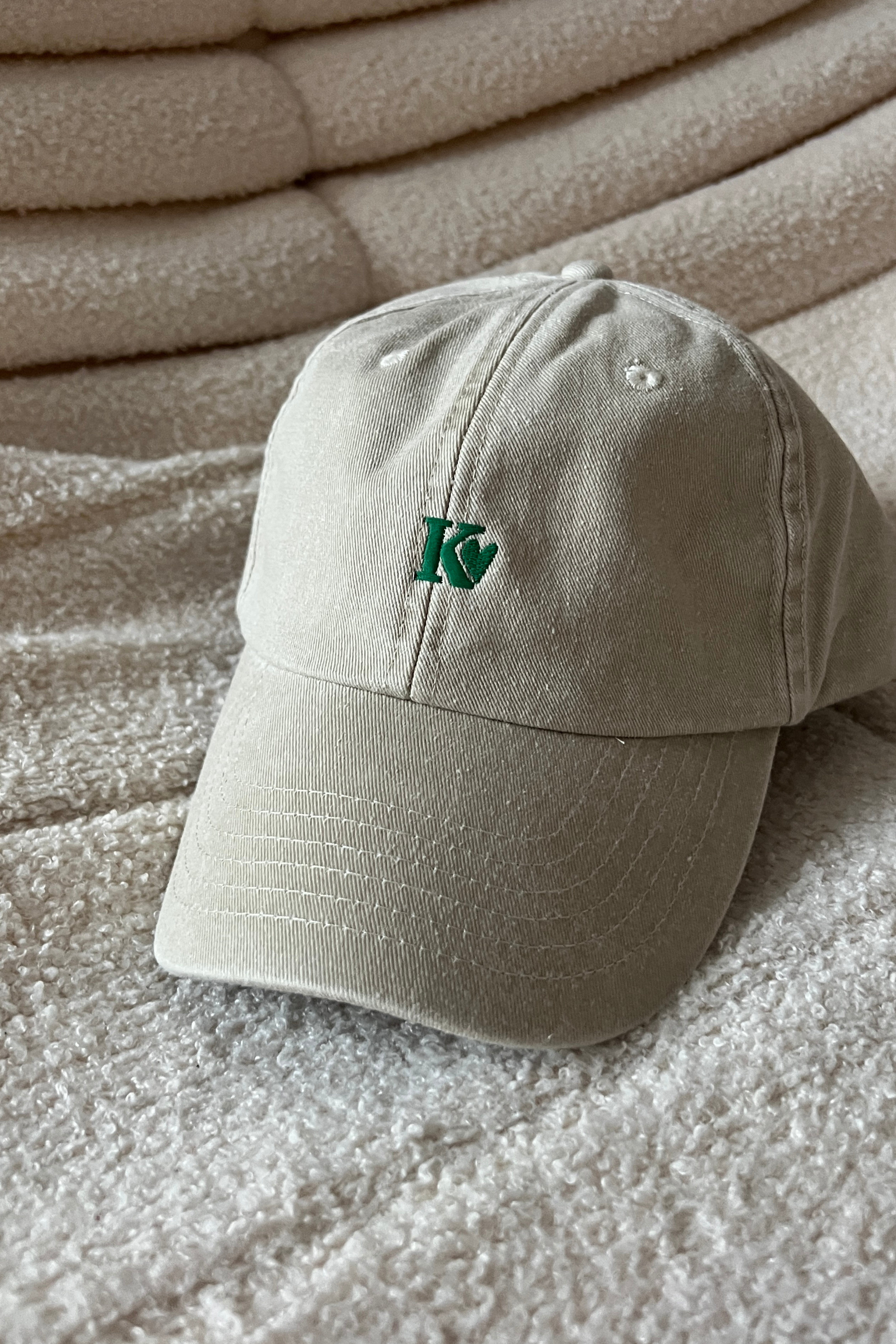 CAP K Love vintage beige/ green