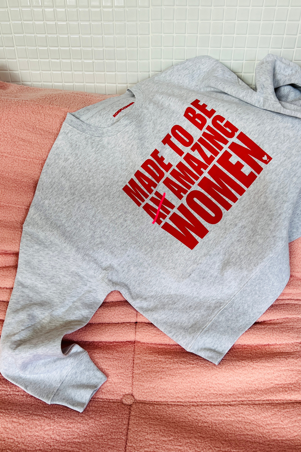 AMAZING WOMEN Sweater crop