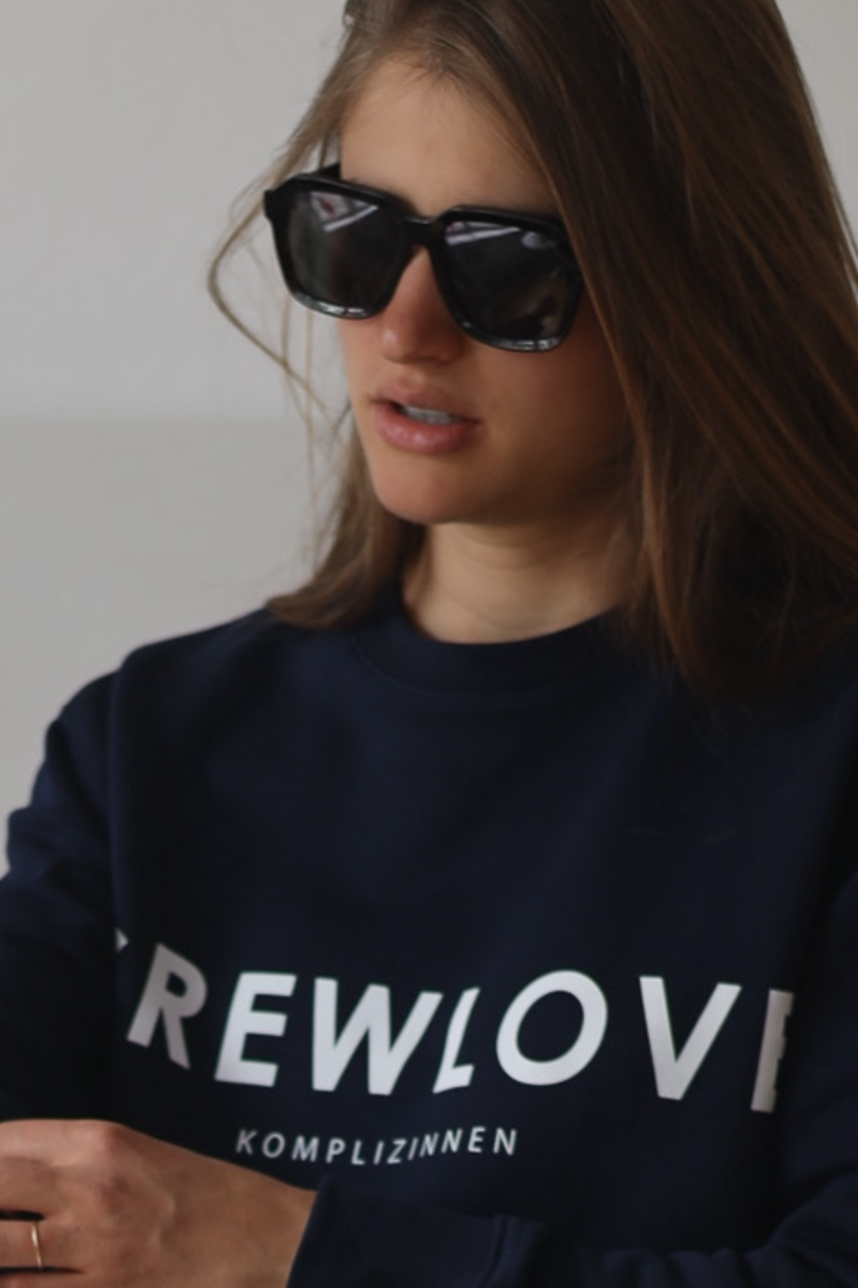 CREWLOVE Sweater navy/ weiß