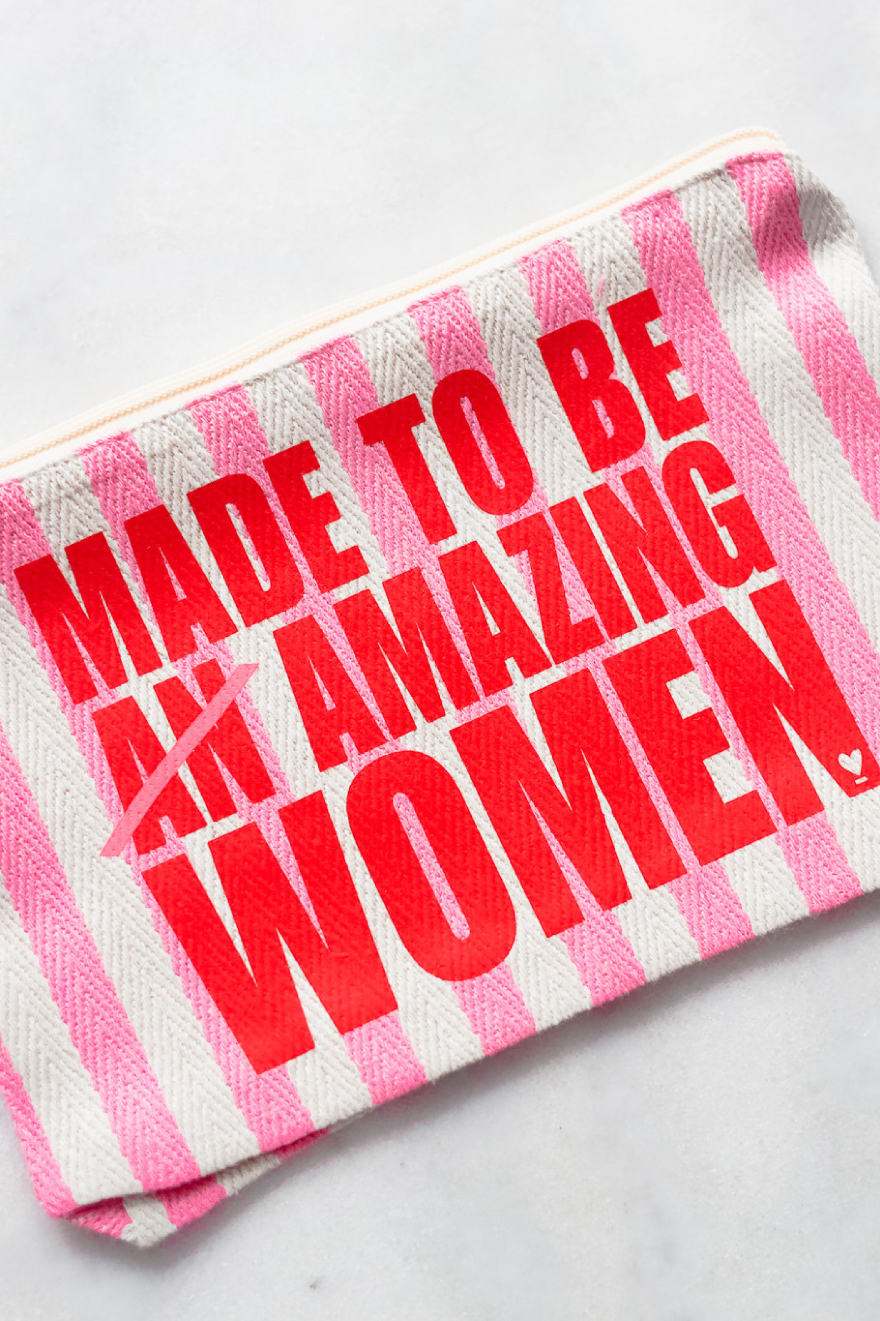 Pouchette AMAZING WOMEN pink stripes