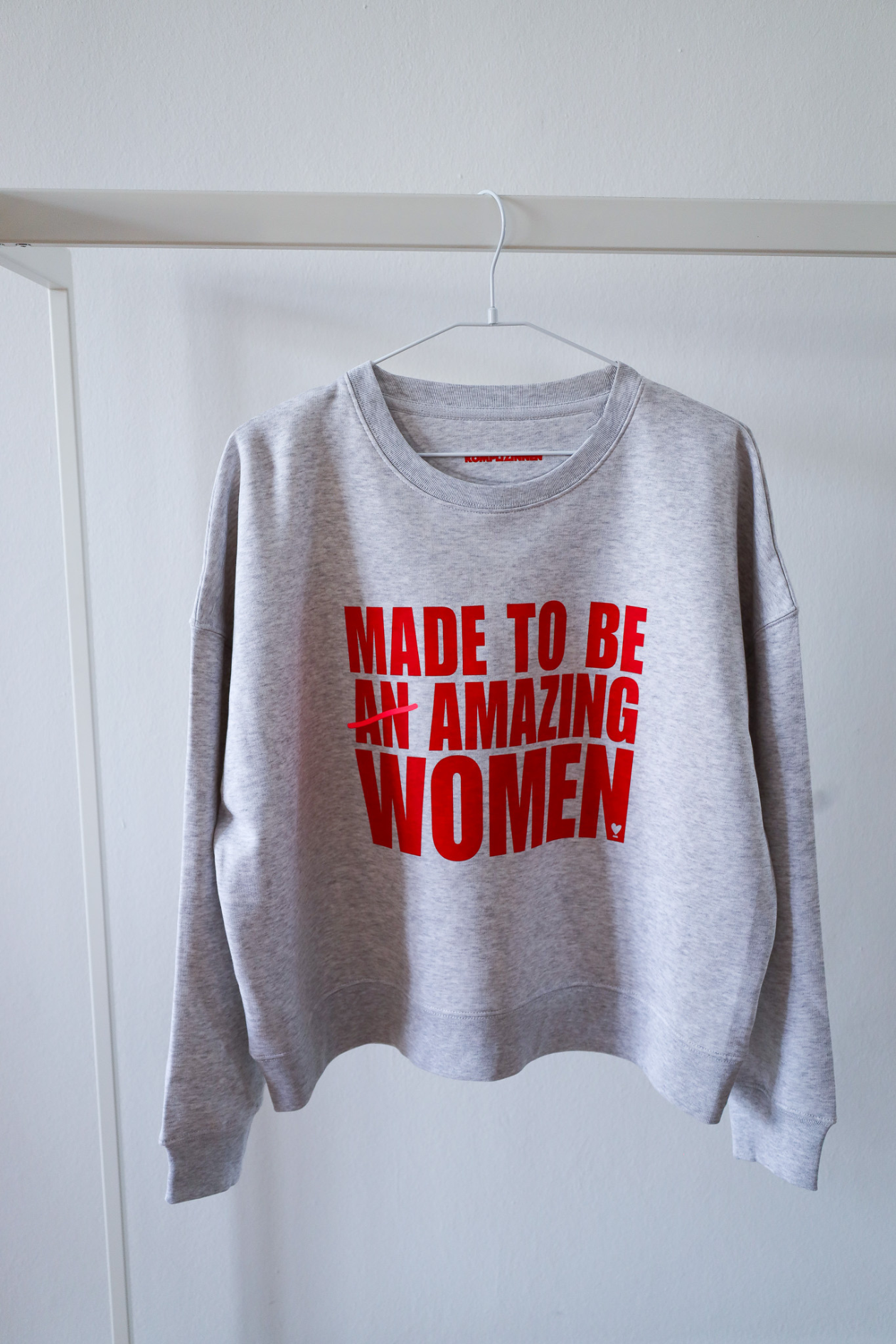 AMAZING WOMEN Sweater crop