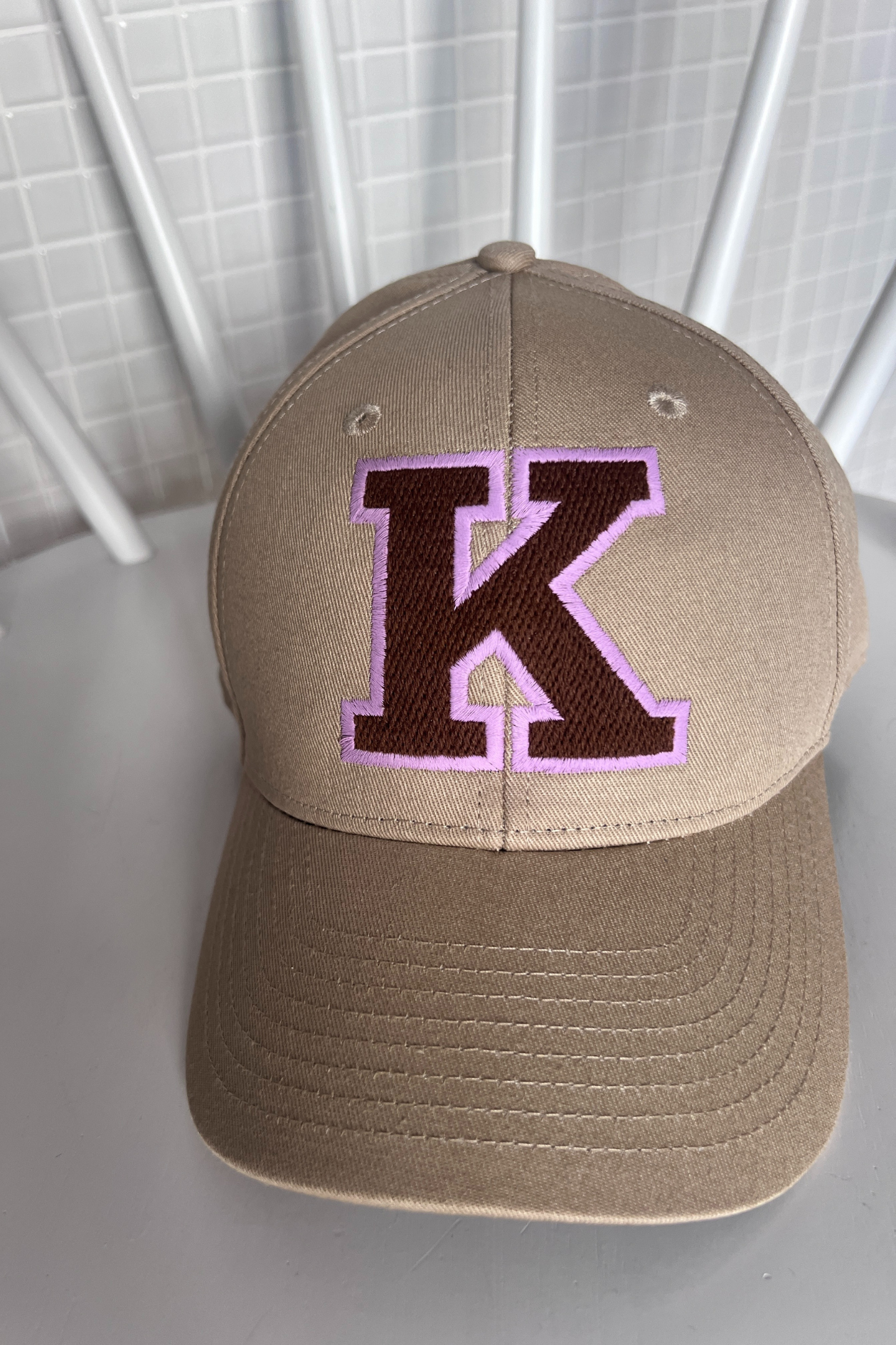 CAP K creme/ schoko-purple
