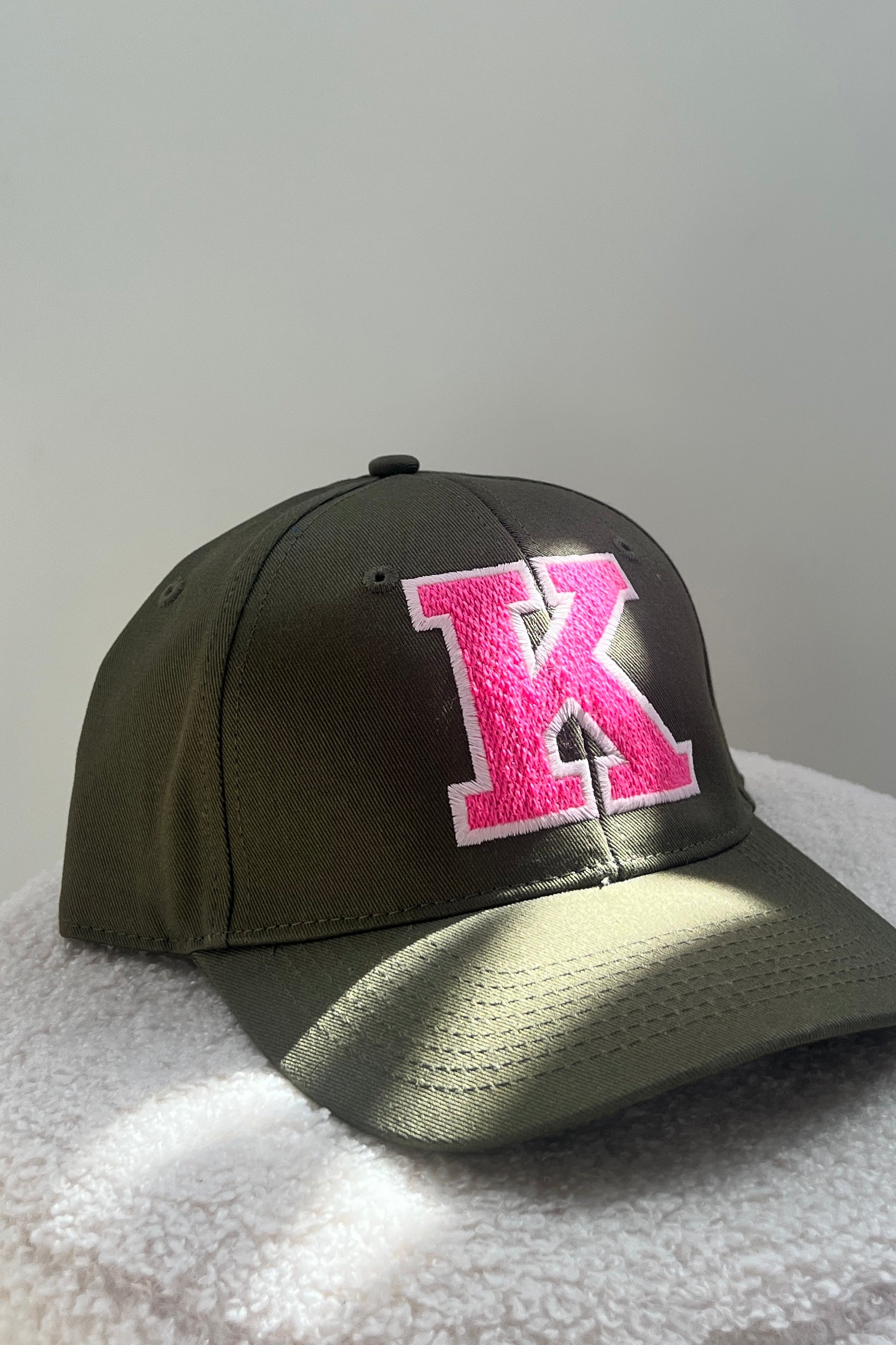 CAP K khaki/ light pink