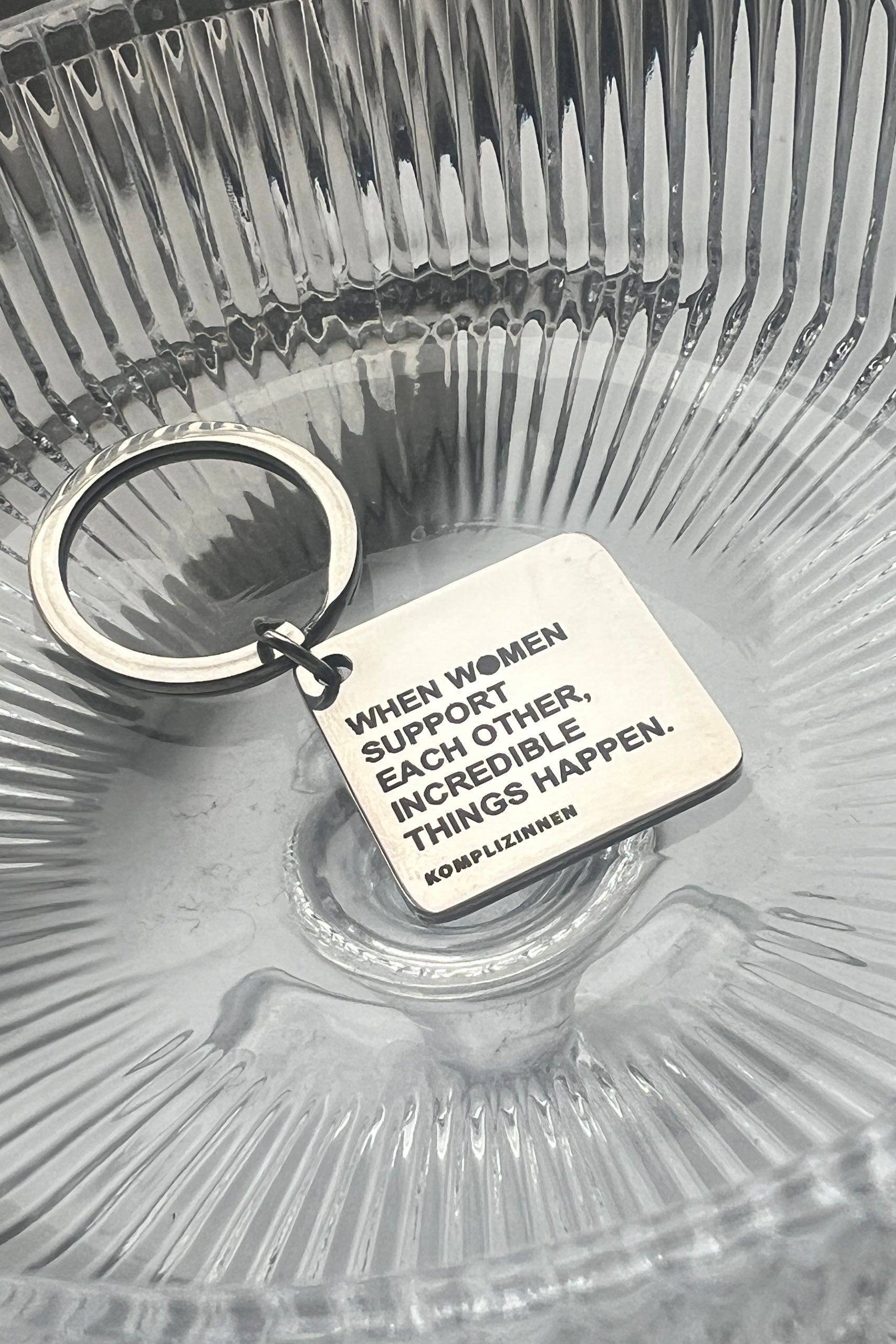 Schlüsselanhänger WOMEN