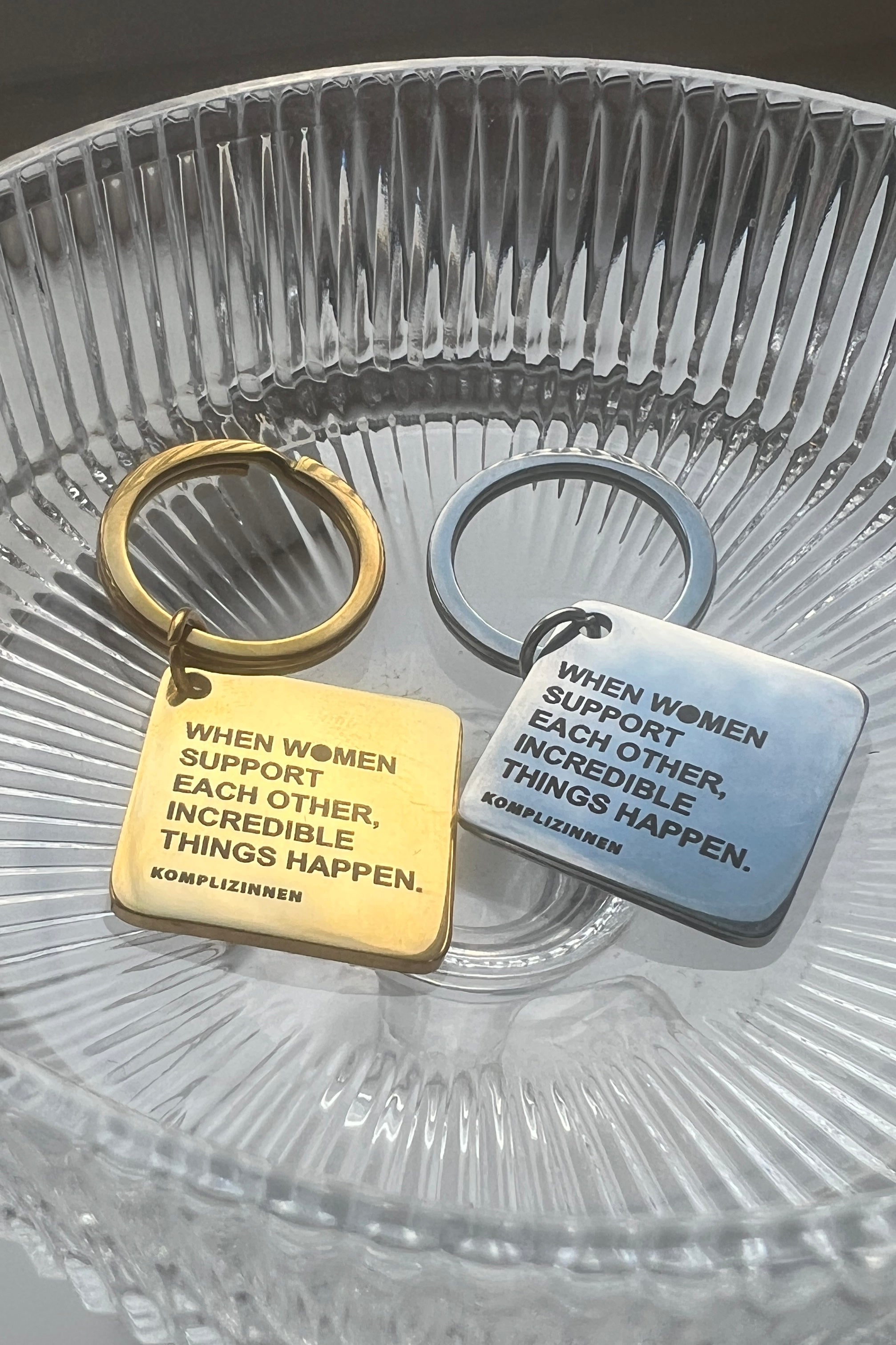 Schlüsselanhänger WOMEN