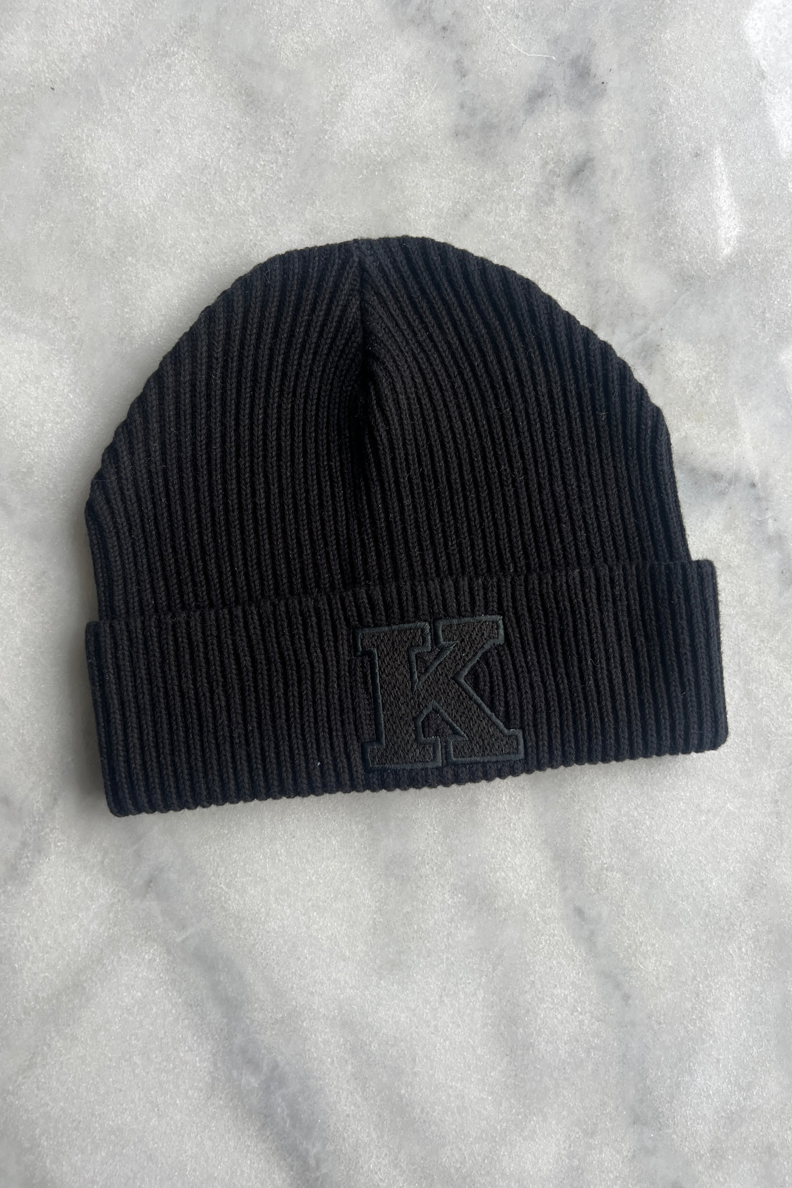 BEANIE black