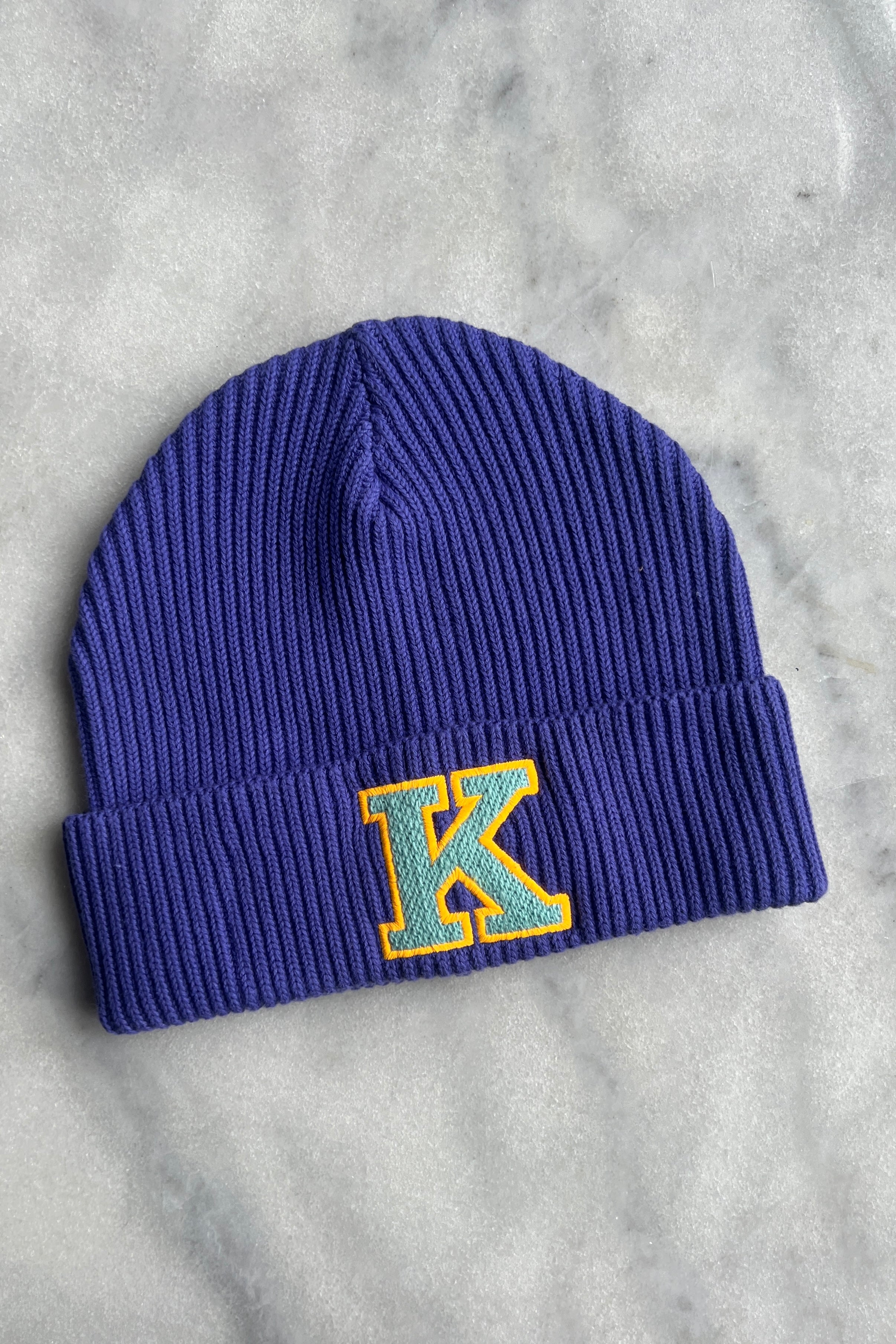 BEANIE lila/ neon orange