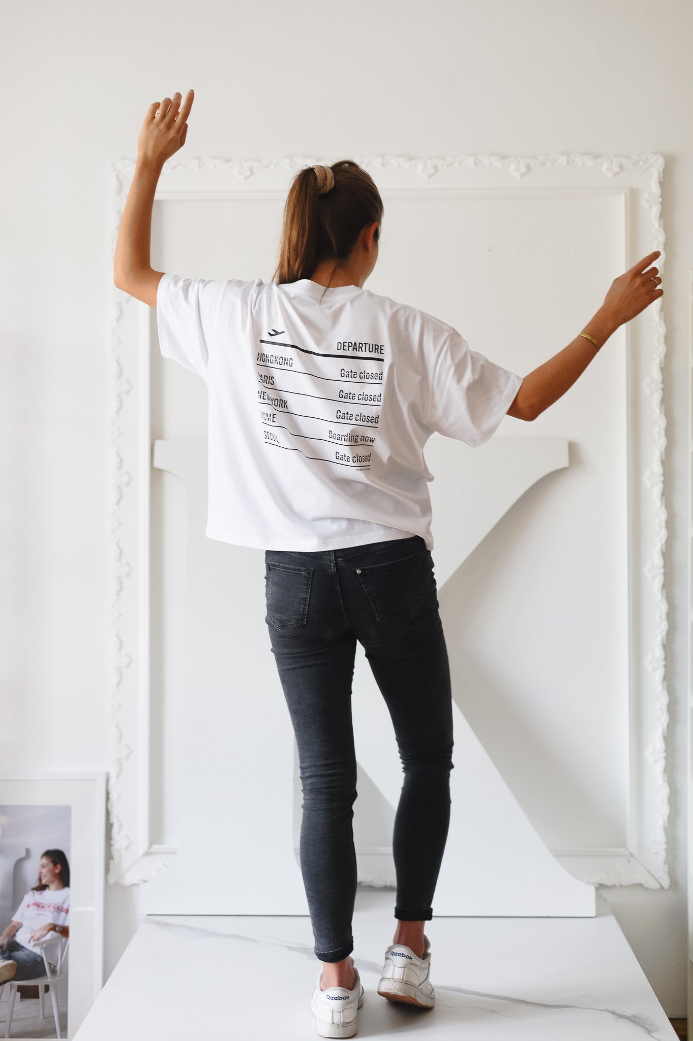 FLIGHT BOARD Shirt WHITE/ BLACK CROP