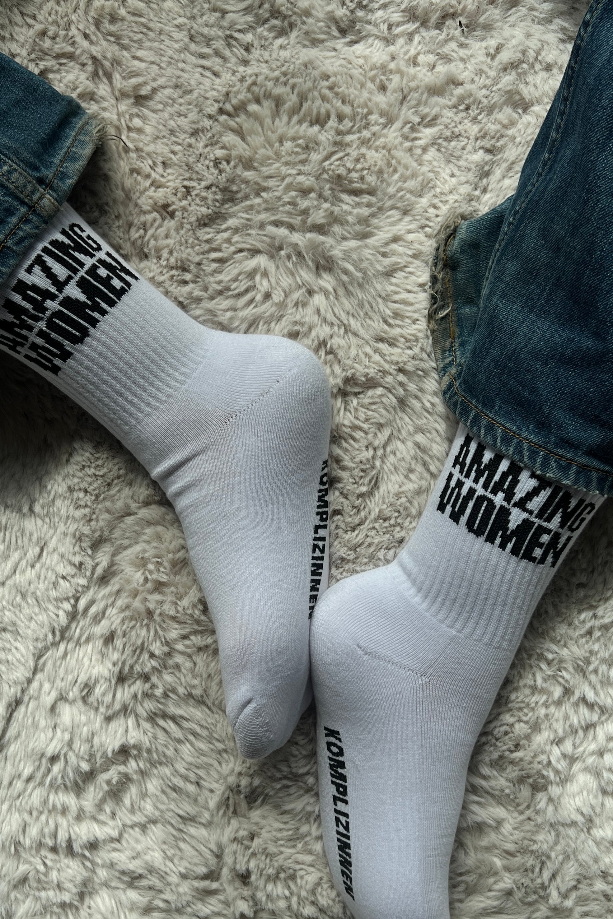 Socken AMAZING WOMEN/ white black