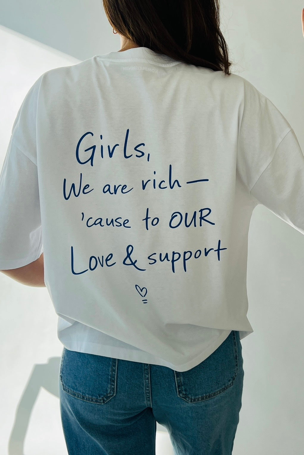 Oversized Shirt GIRLS, WE ARE RICH white/ blue