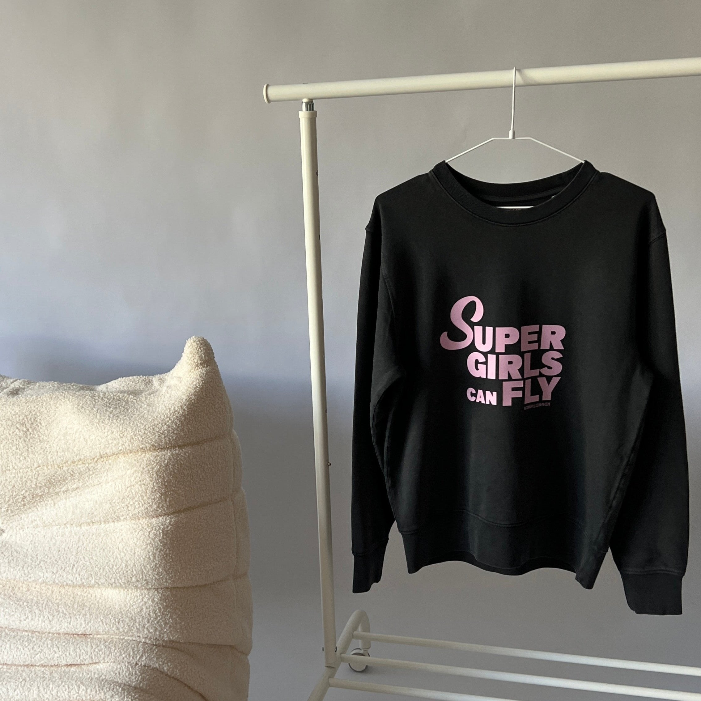 SUPERGIRLS CAN FLY Sweater vintage black/ rosé