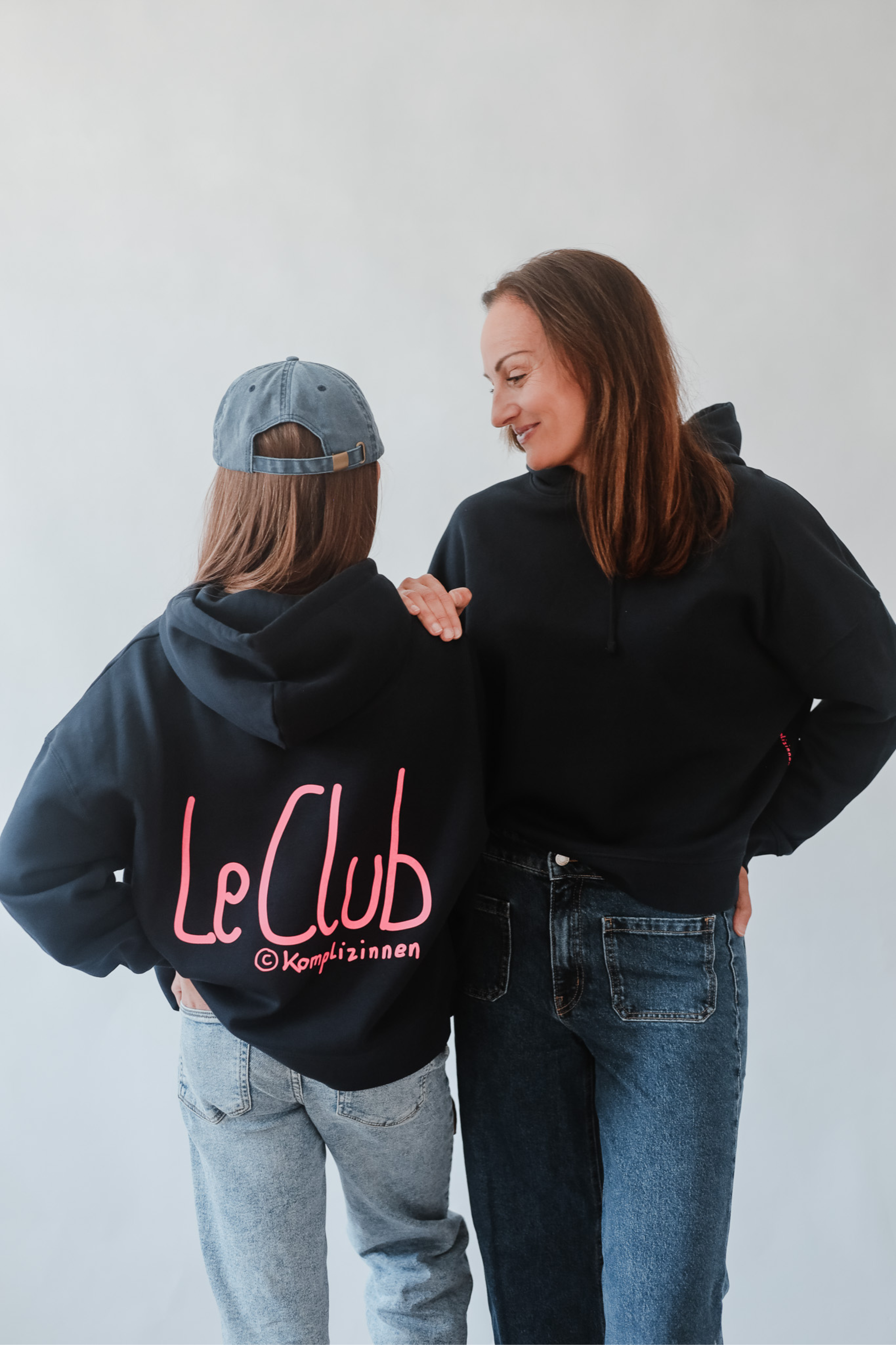 Hoodie Crop LE CLUB navy/ neon-pink