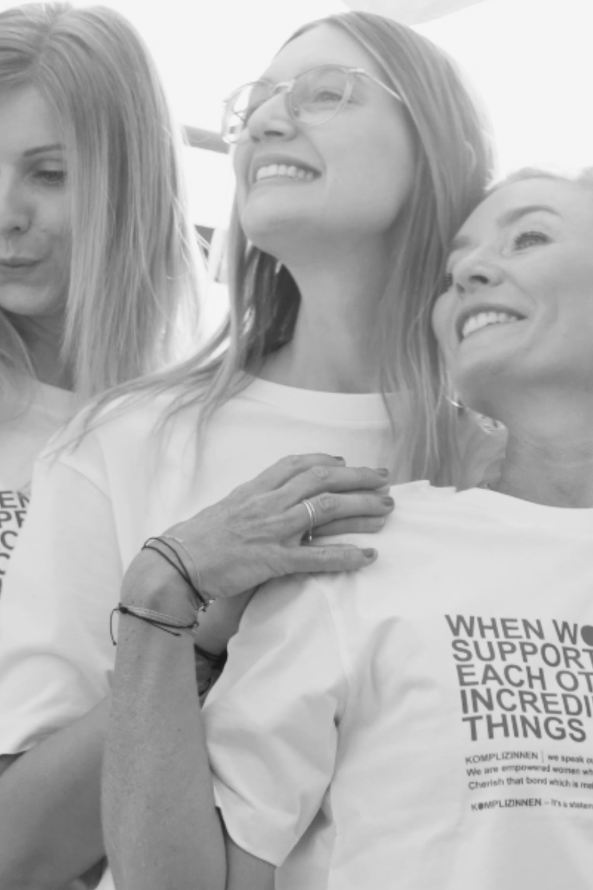 Shirt WOMEN SUPPORT white/ black