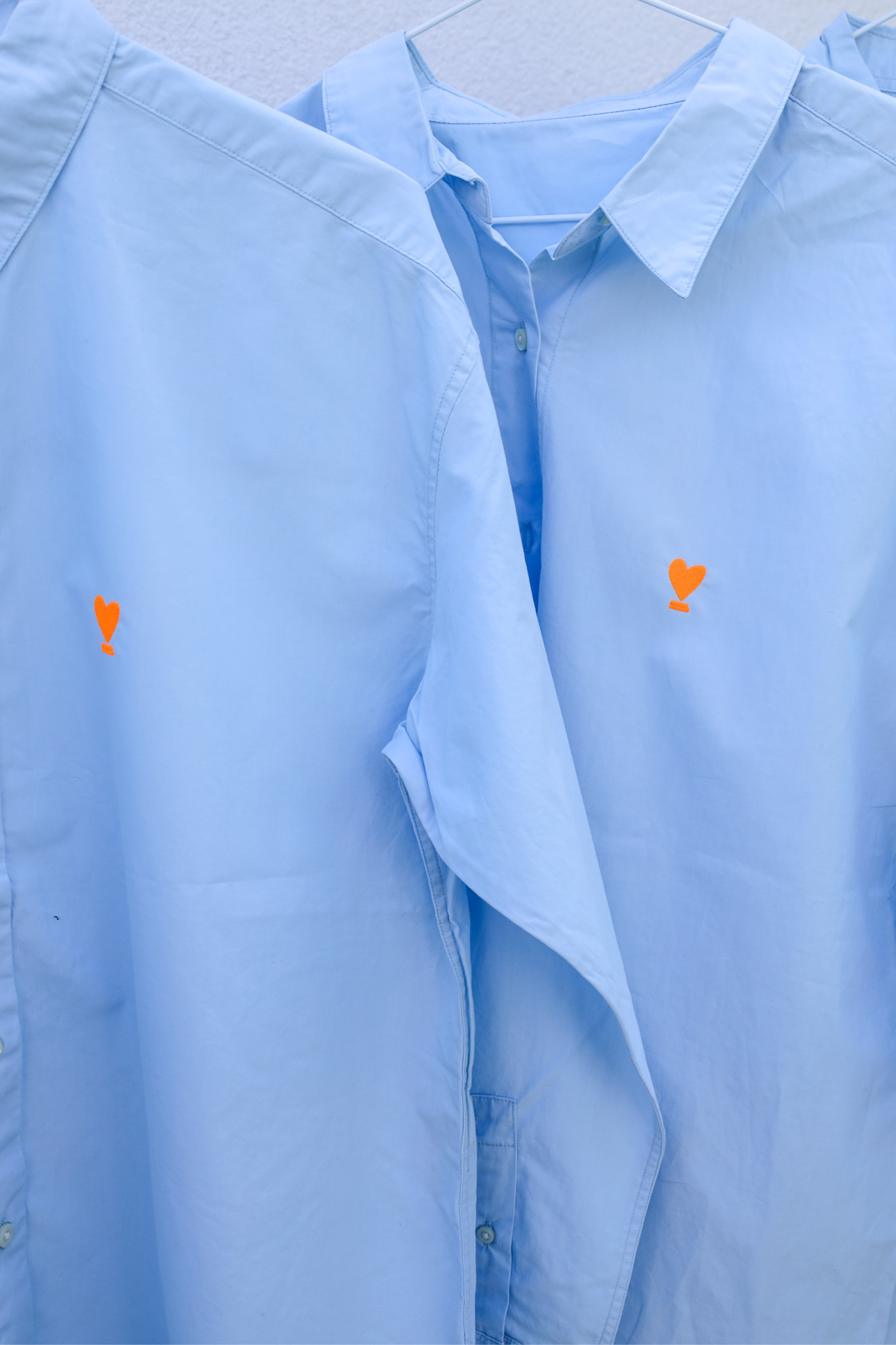 Hemd/ Bluse WE LIFT LOVE sky-blue/ neon-orange